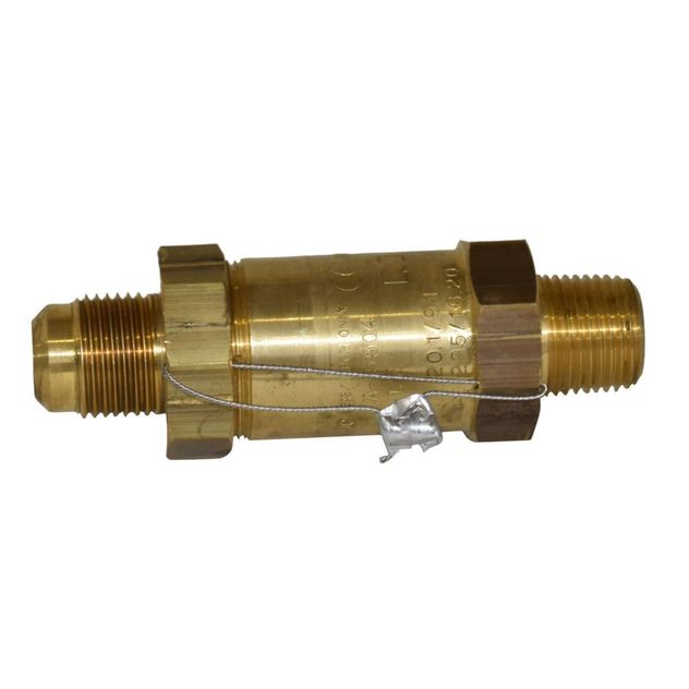 CS7047568